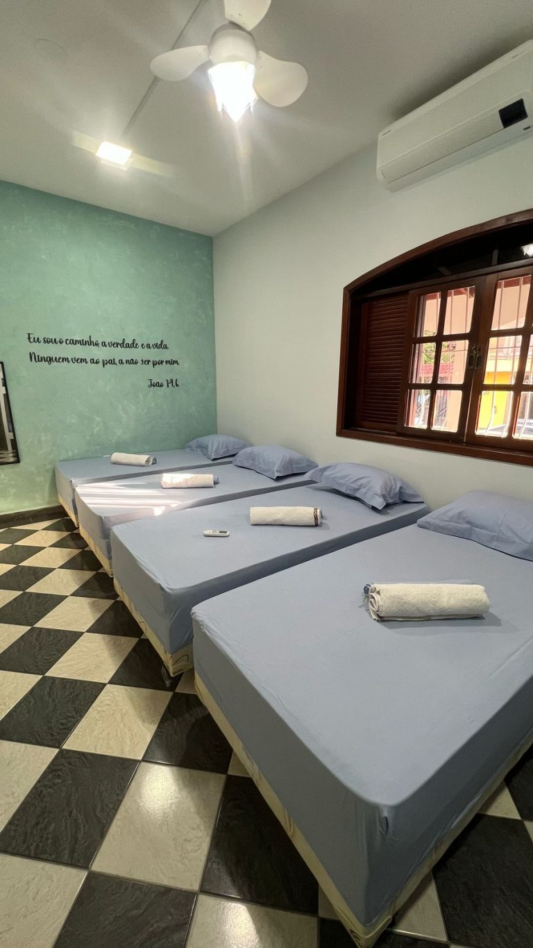 Pousada Rosas para Maria Cachoeira Paulista 13 768x1365